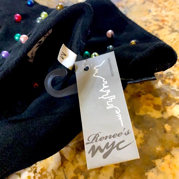 Gloves - Picture 6 of 6